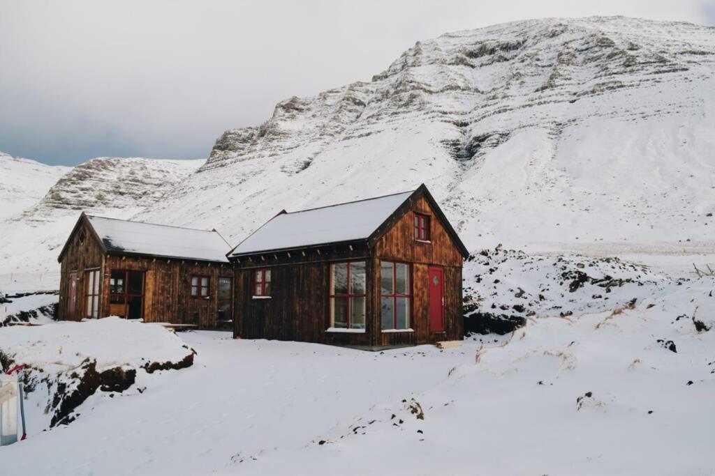 Múlafossur Cottage No 3 by Famous Waterfall in Gásadalur Esterno foto